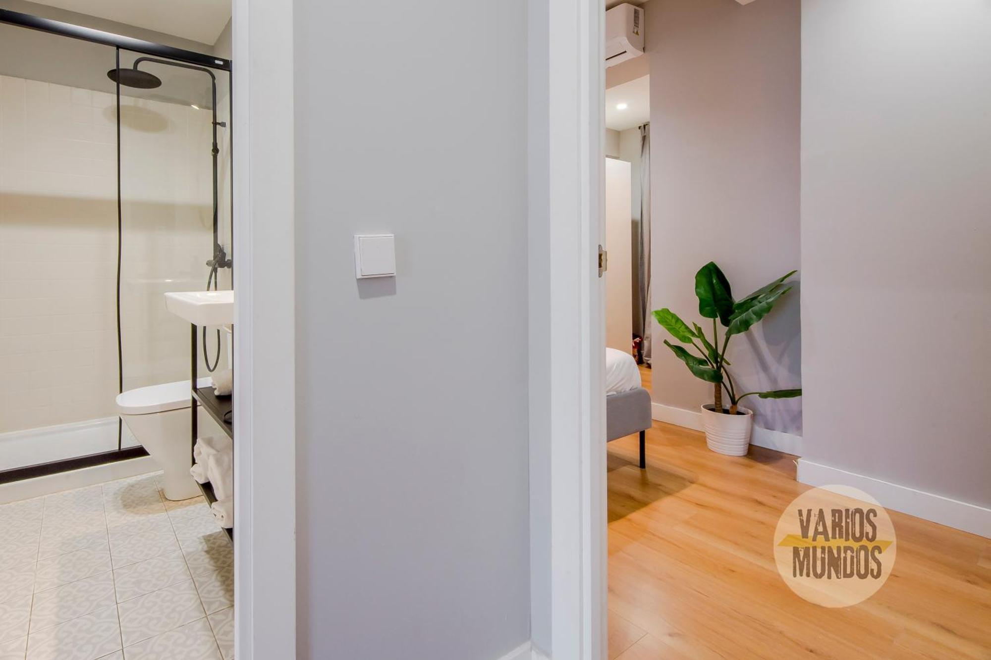 Modern Apt & Cool Interior Design A 20 Metros Del Retiro E1 มาดริด ภายนอก รูปภาพ